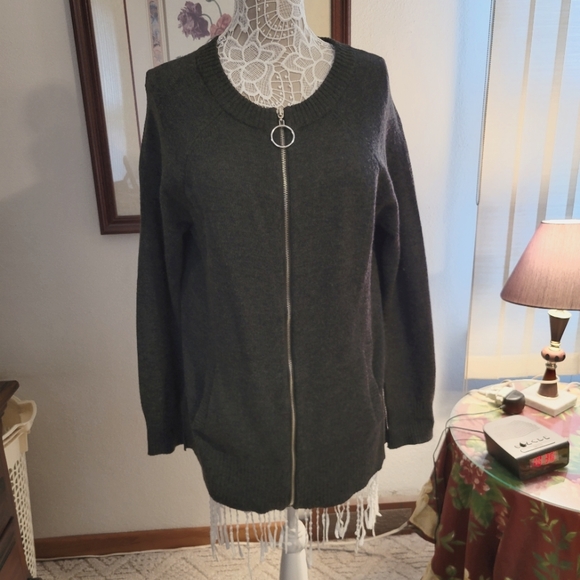 Cable Gauge Gray Zip Up Tunic Sweater 